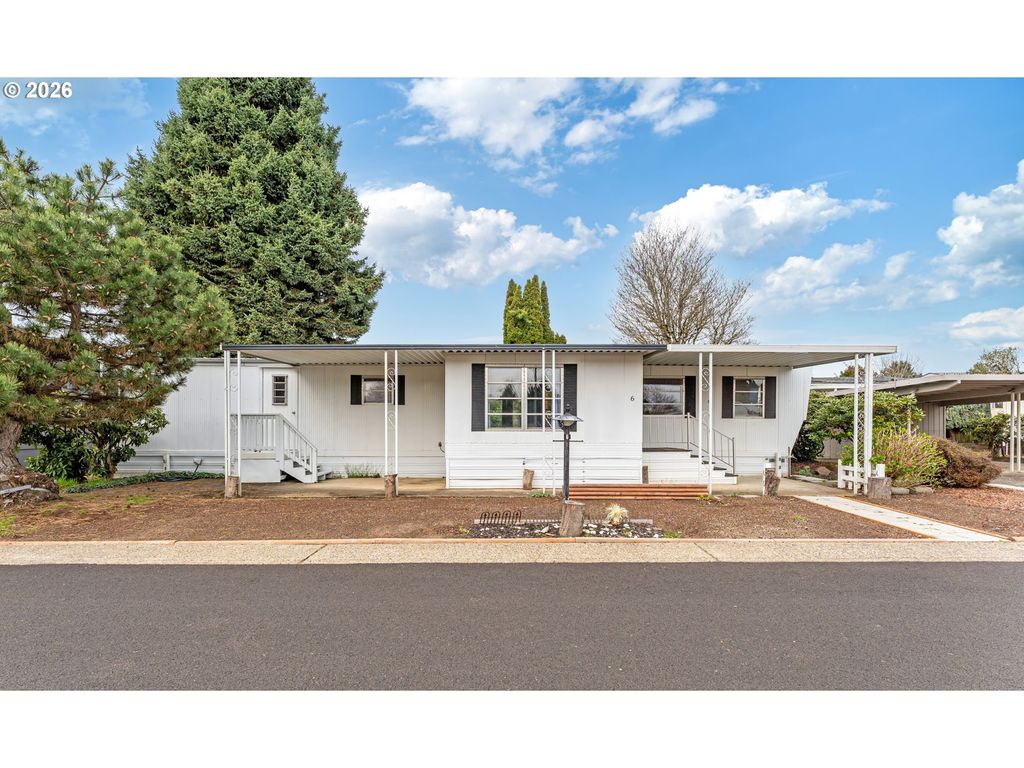2681 Se River Rd 6, Hillsboro