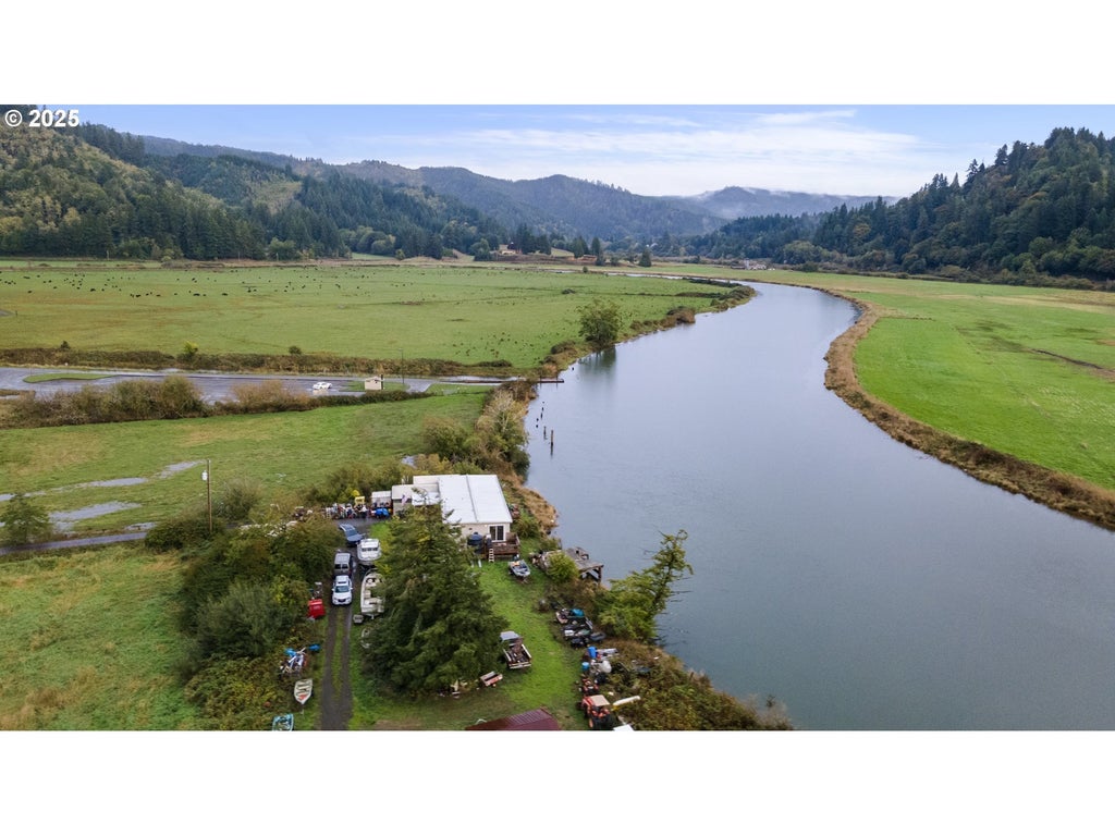 96992 Highway 241, Coos Bay