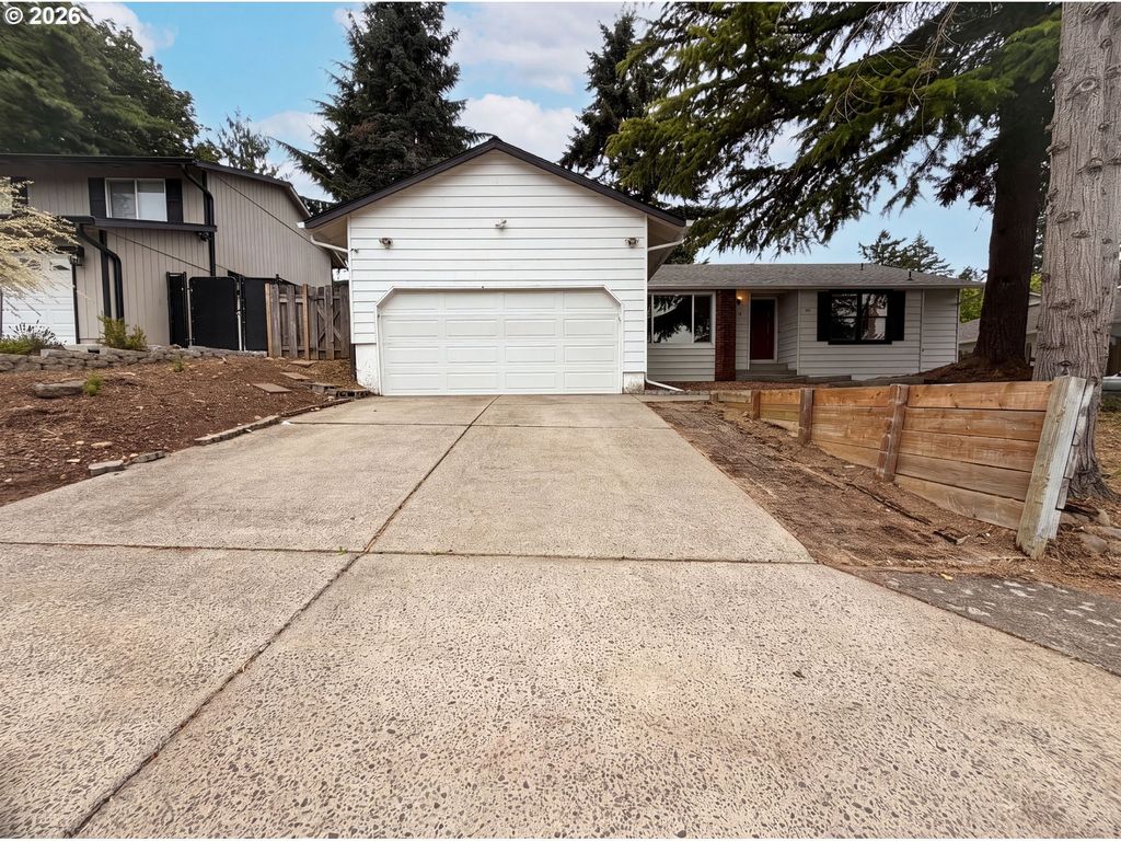 3755 Sw 4th St, Gresham