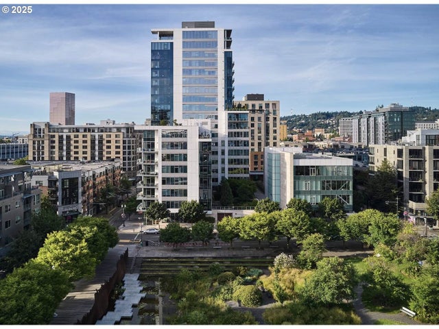 1001 Nw Lovejoy St 609, Portland