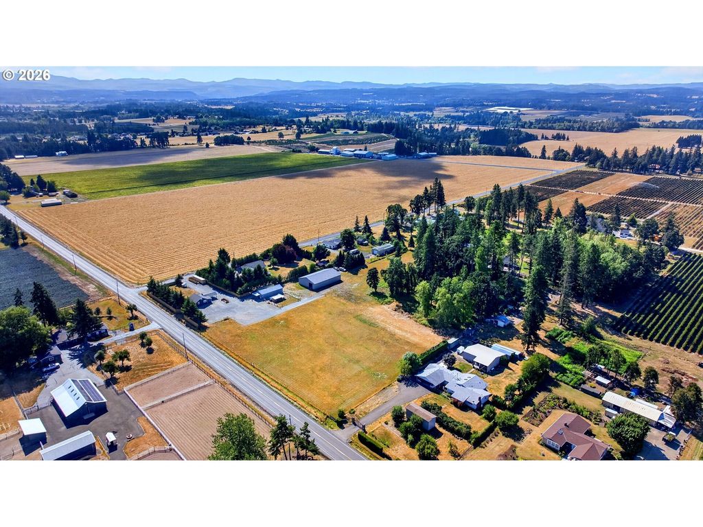 11462 S Highway 211, Molalla