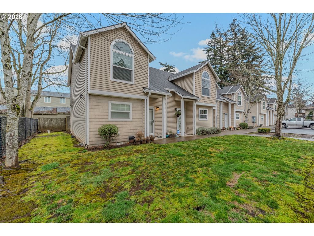 19159 Se Yamhill St 15, Portland