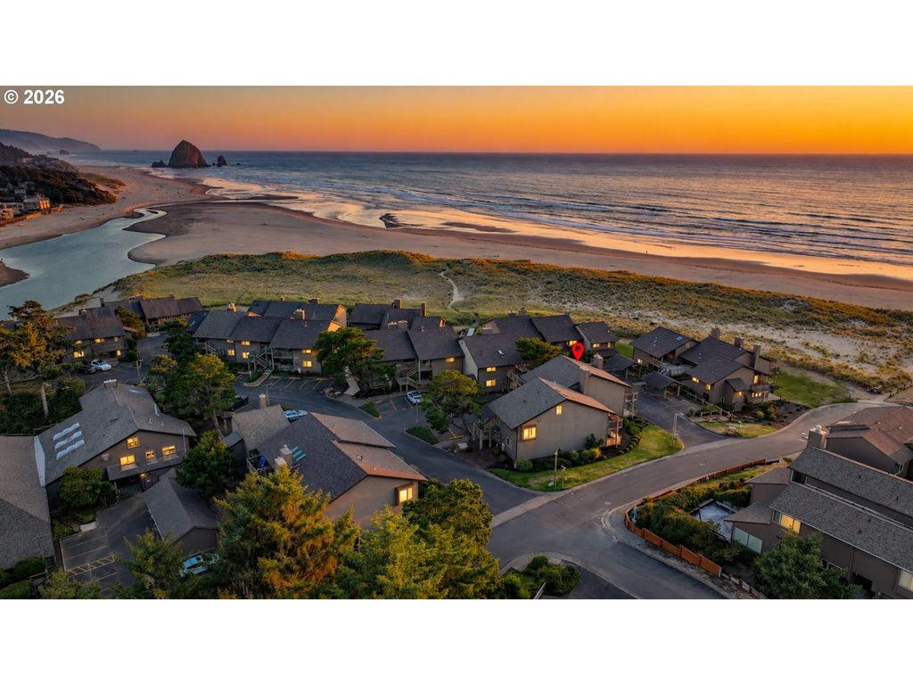 101 N Breaker Point Dr #101, Cannon Beach