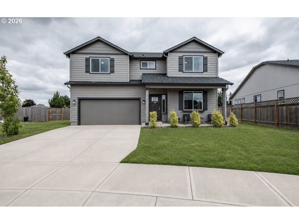 1323 Chukar St, Stayton