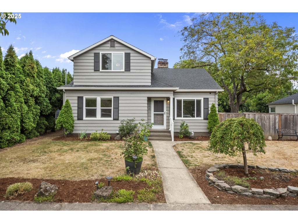 7327 N Oatman Ave, Portland