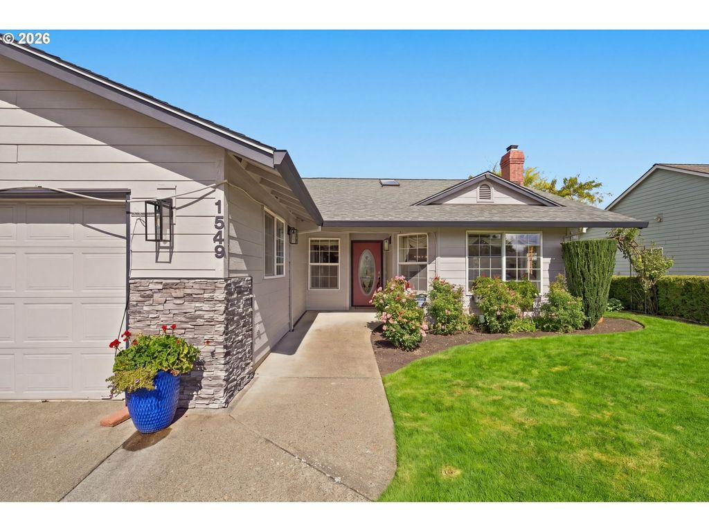 1549 Sw Fellows St, McMinnville