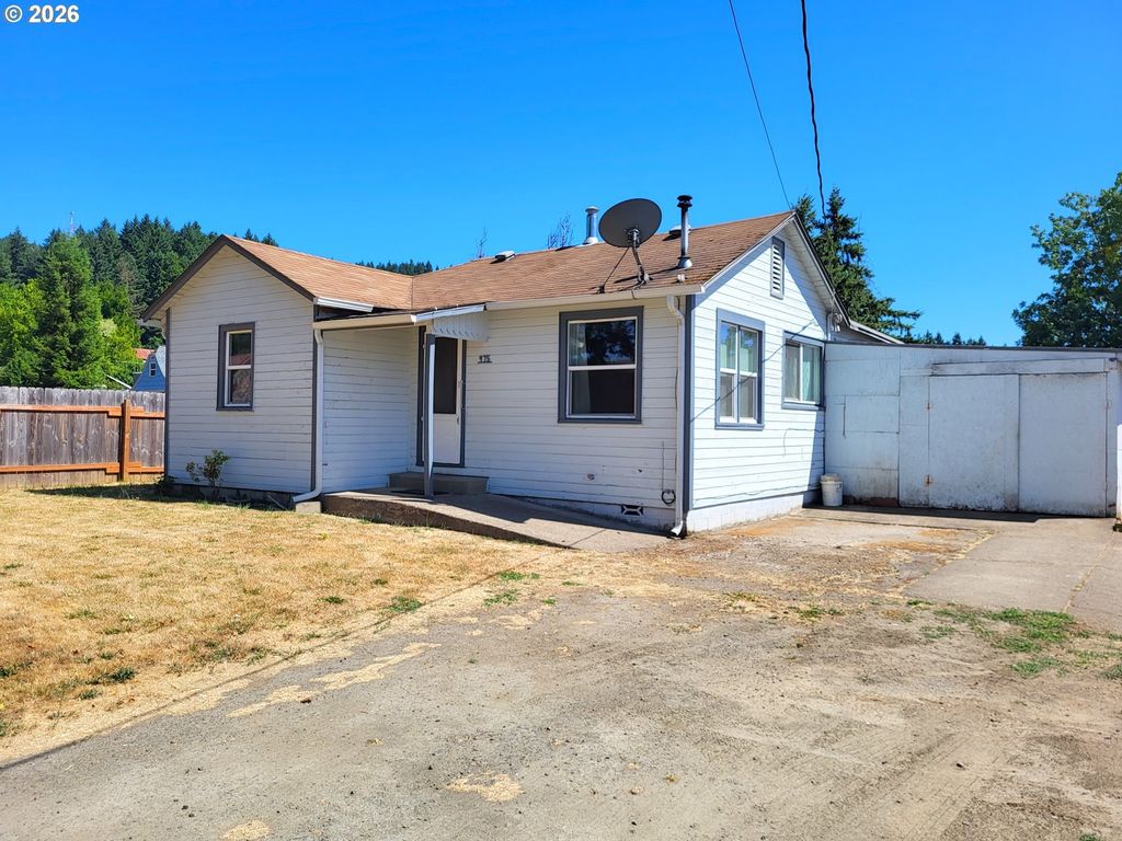 975 Johnson Ave, Cottage Grove