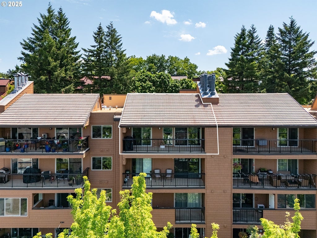 213 Oswego Summit Bldg25, Lake Oswego