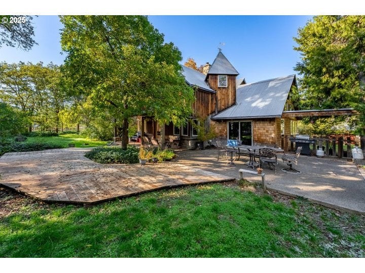 6425 Lake Shore Dr, Selma