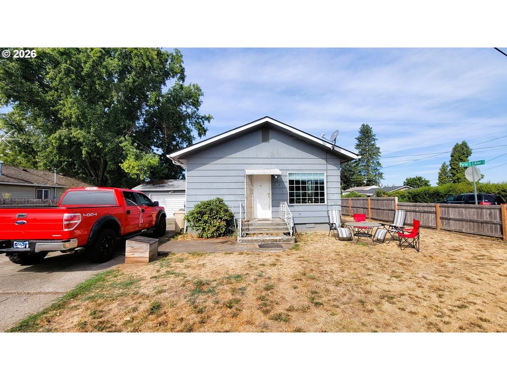 2410 Porter St, Lebanon