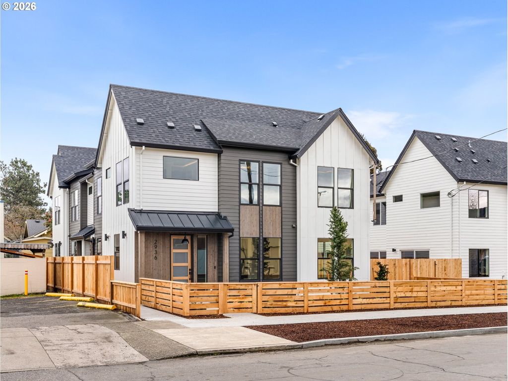 2936 Ne 62nd Ave, Portland