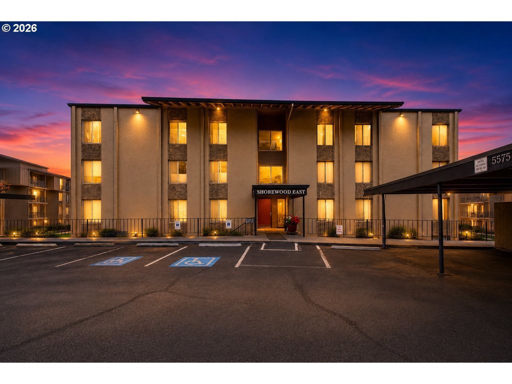 5575 E Evergreen Blvd 4103, Vancouver