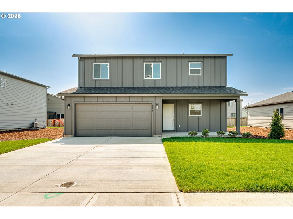 2010 Henderson Way, Longview