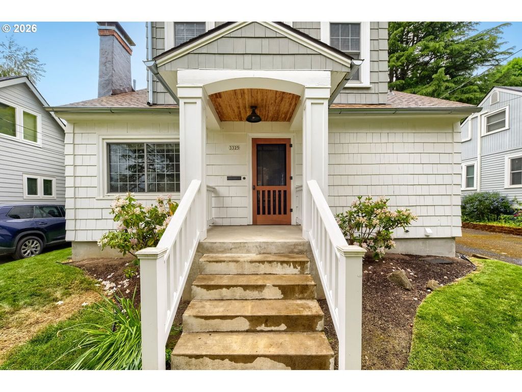 3325 Ne Siskiyou St, Portland
