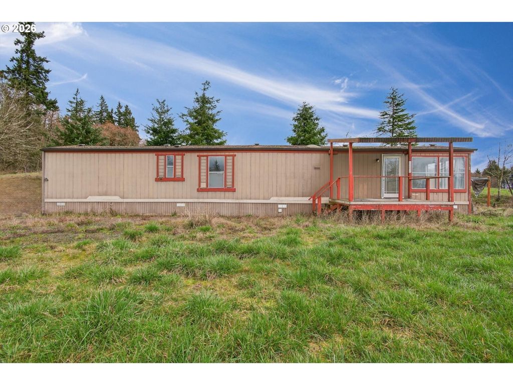 31680 Heikkila Dr, Rainier