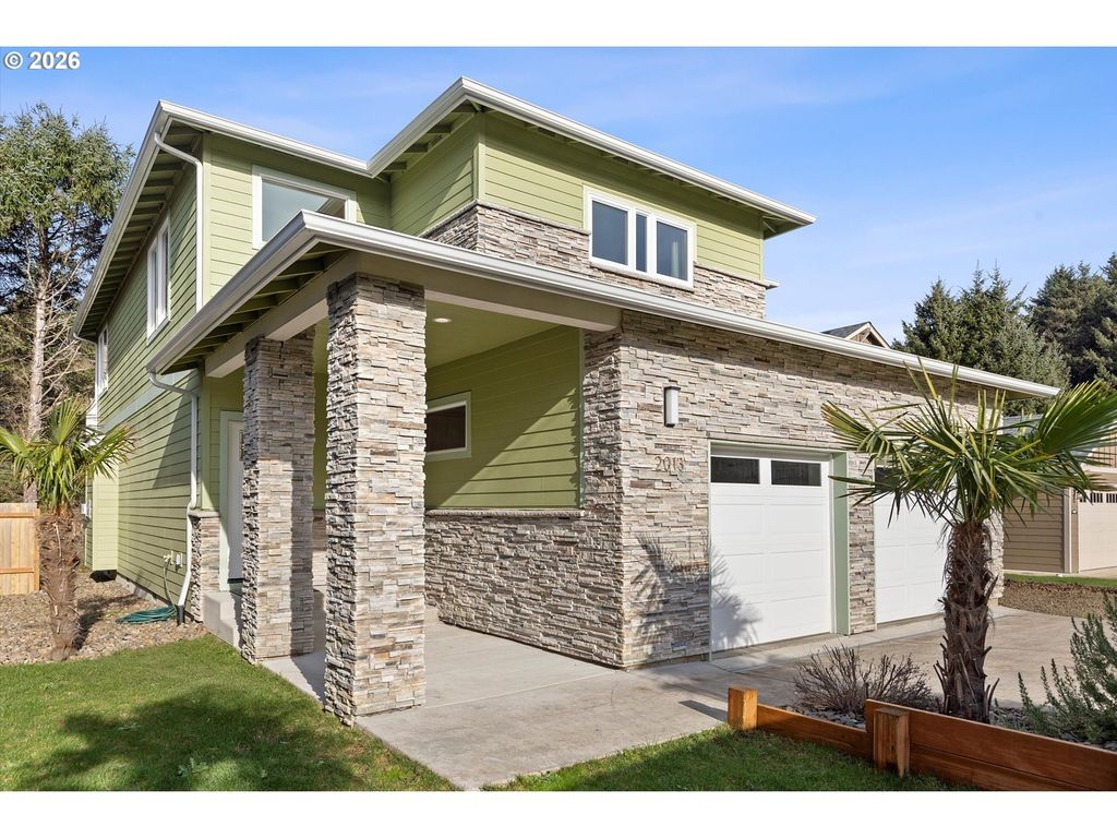 2013 Ne 58th St, Lincoln City