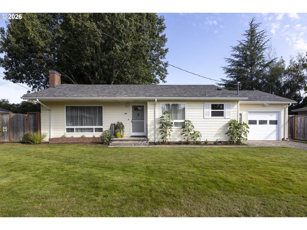 627 Nw 16th St, McMinnville