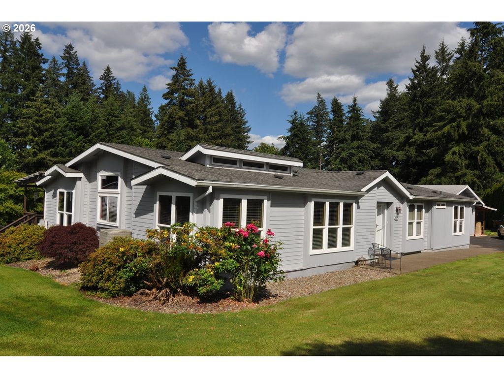 18004 S Wesley Ln, Oregon City