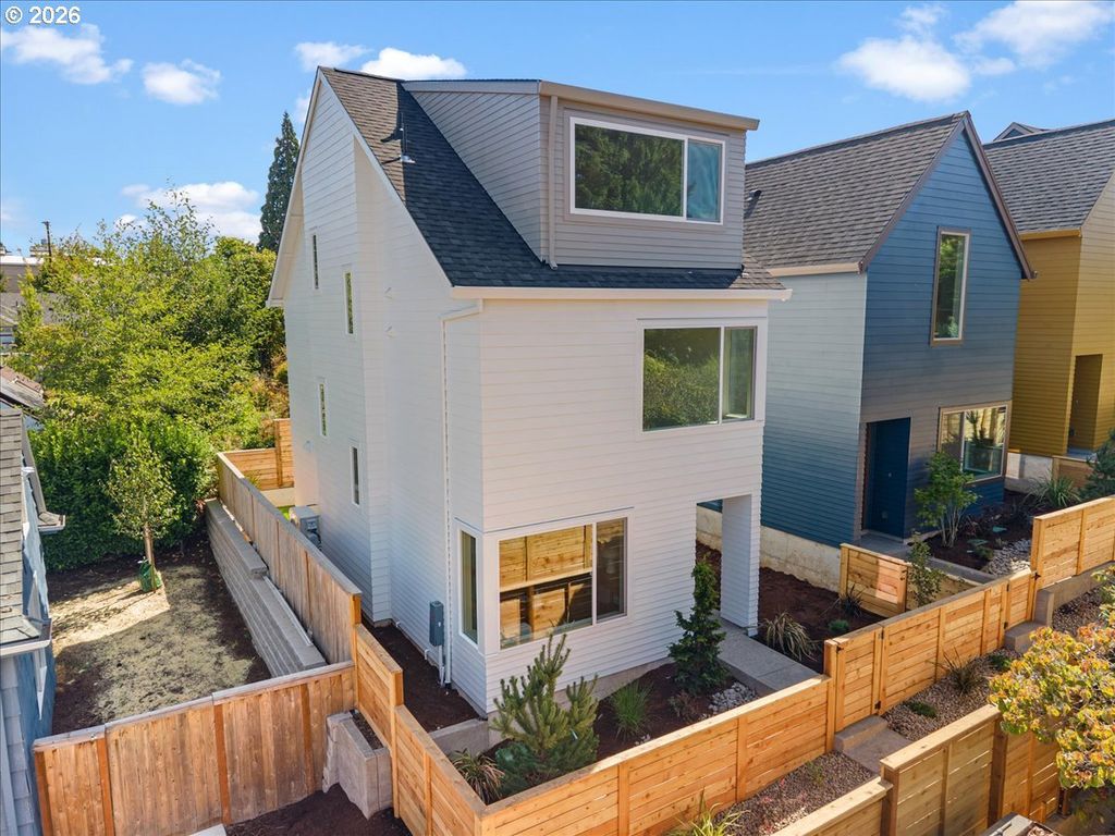 4126 Se Franklin St, Portland