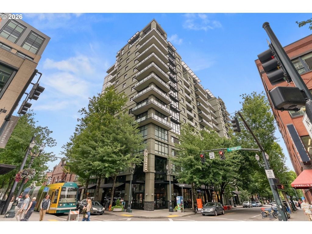 1025 Nw Couch St 619, Portland