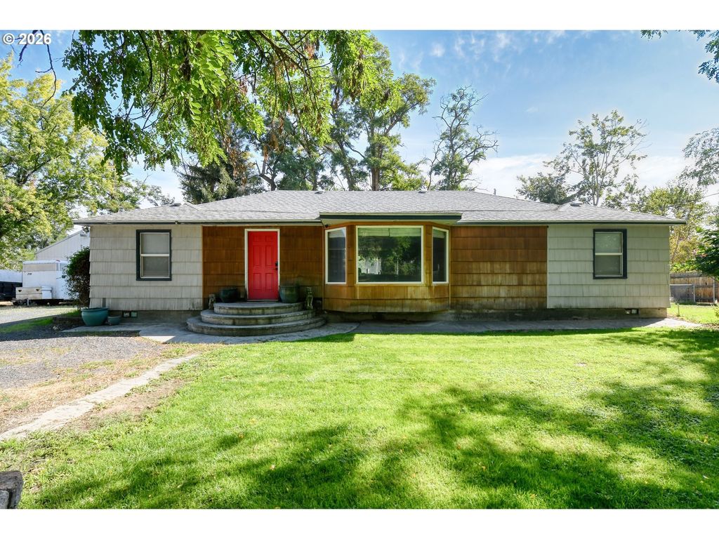 71477 Schroeder Rd, Pendleton