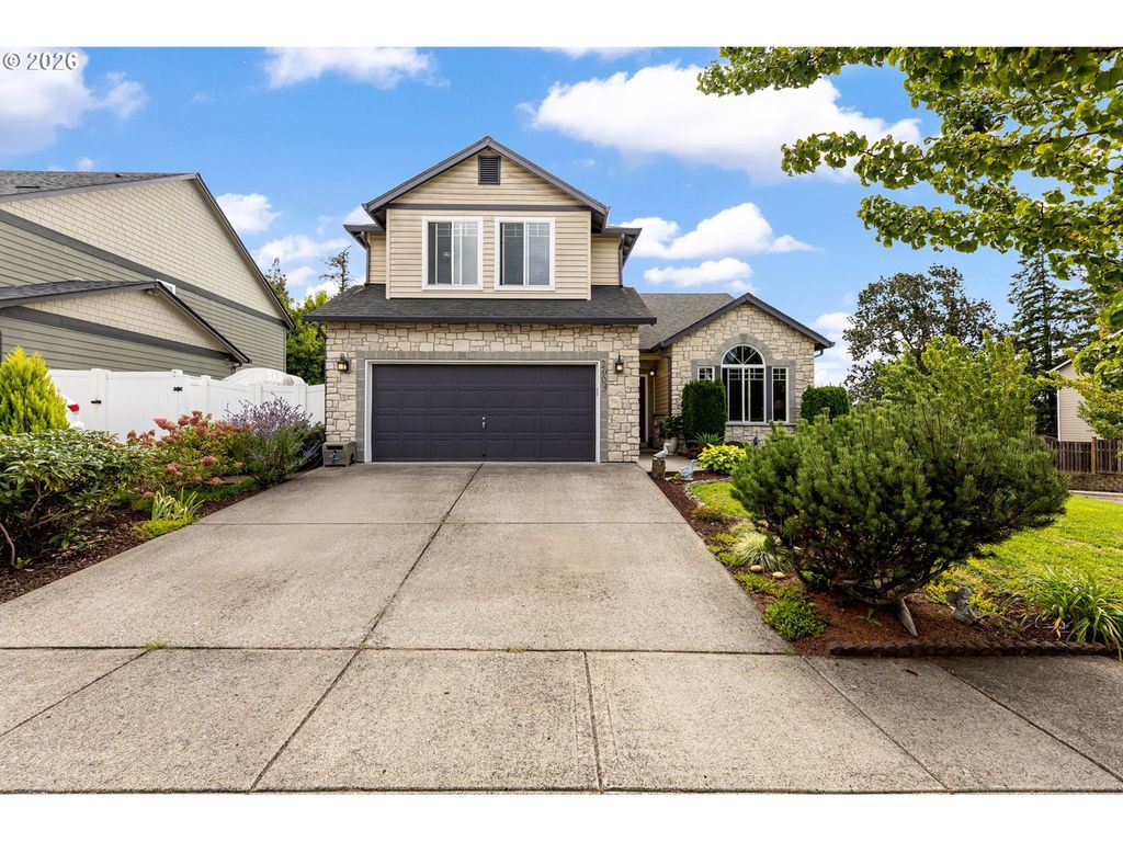 2003 N 5th Way, Ridgefield