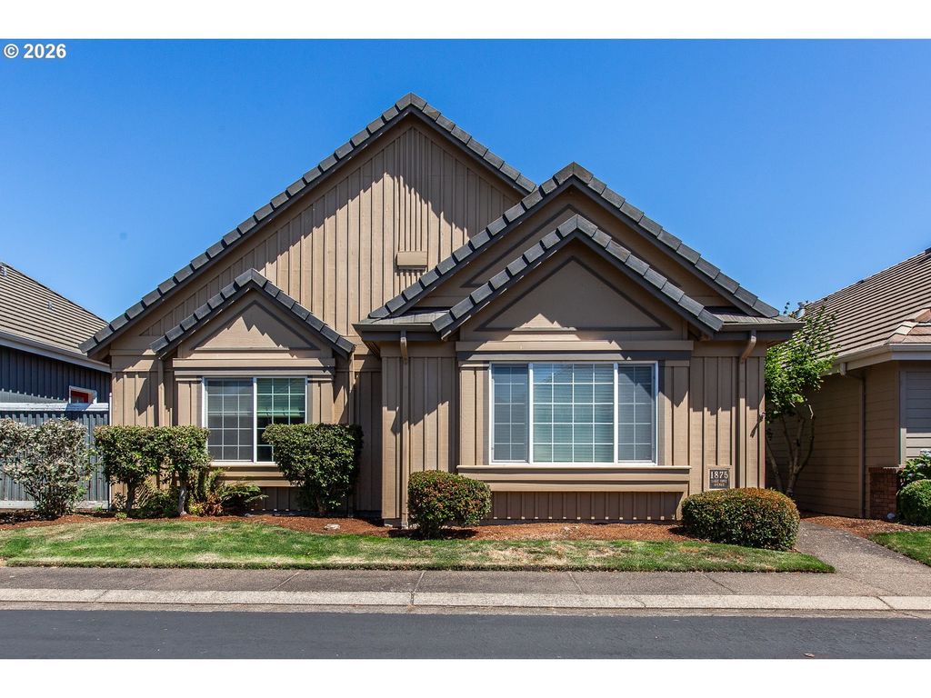1875 Lake Cove Ave, Eugene