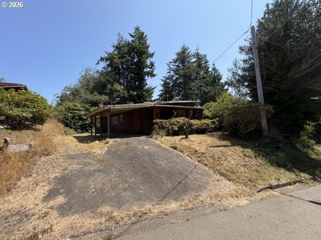 1840 S 19th St, Coos Bay