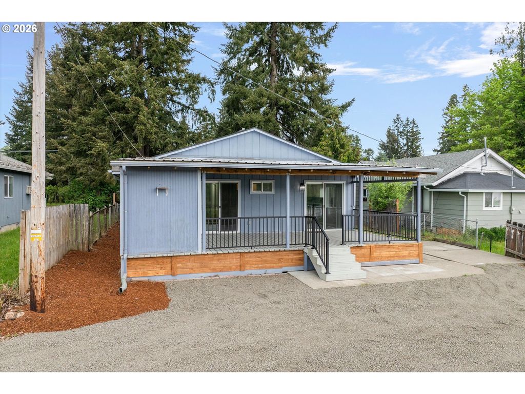 885 E Bridge St, Vernonia