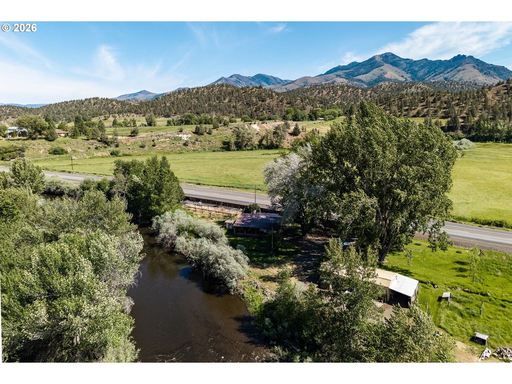 51257 Hwy 26, Mount Vernon