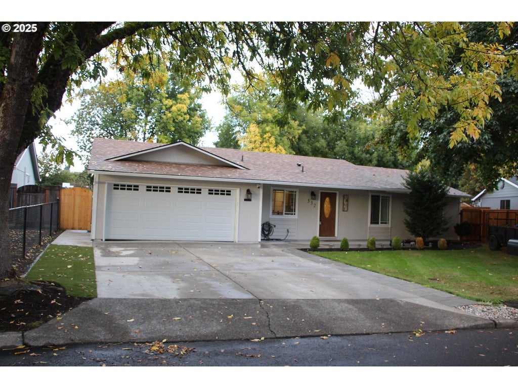 332 S Tarrybrooke Dr, Cornelius