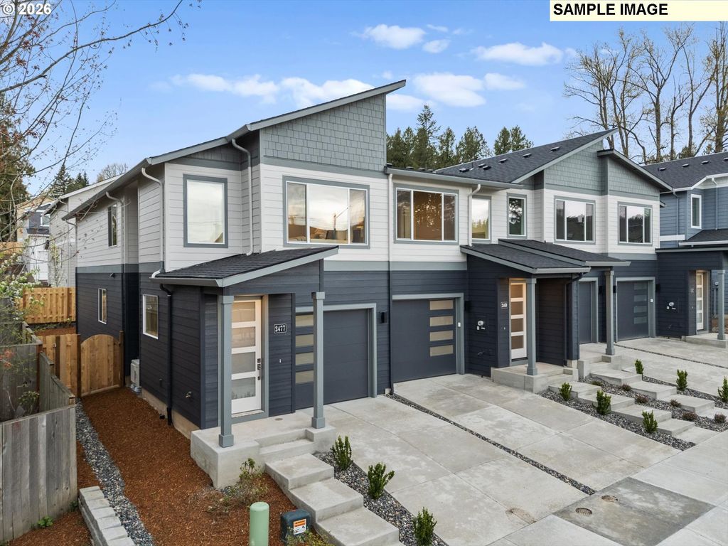 2437 Nw 1st Dr, Gresham