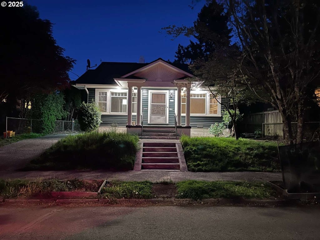 2344 Ne 42nd Ave, Portland