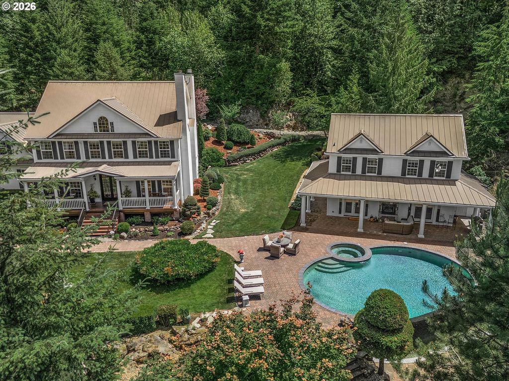27410 E Salmon River Rd, Welches