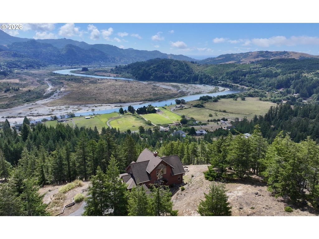 95555 Tututni Hollow Rd, Gold Beach