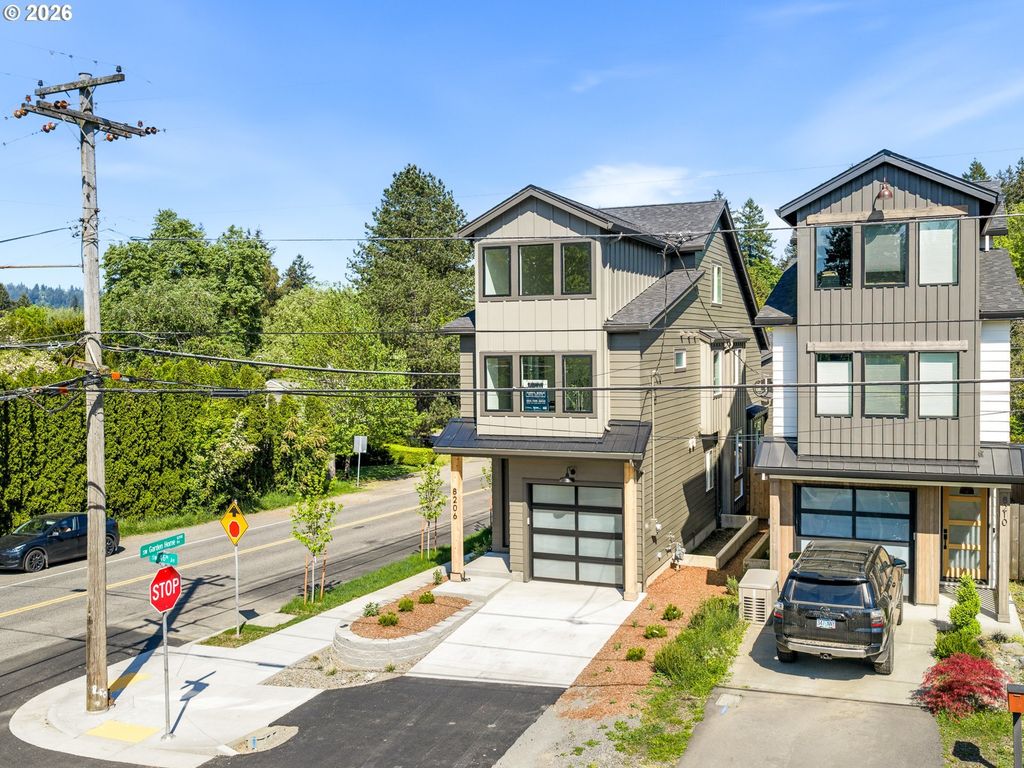 8206 Sw 46th Ave, Portland