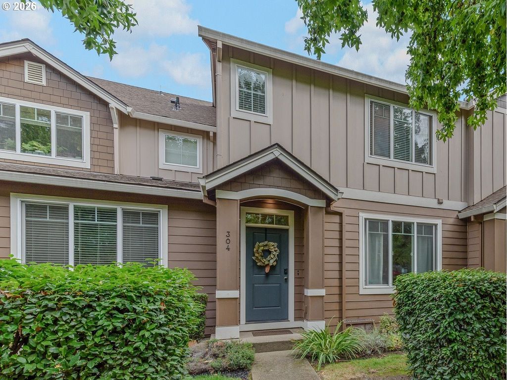 304 Ne Newhouse Rd, Vancouver