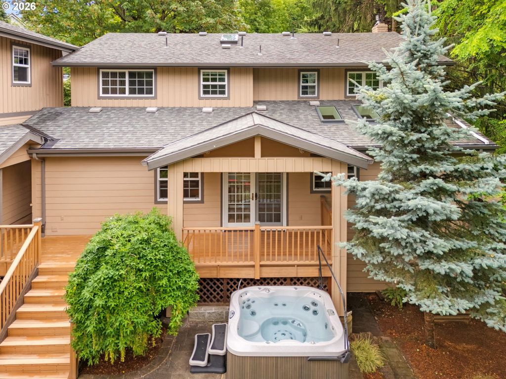 9255 Sw Boones Ferry Rd, Portland