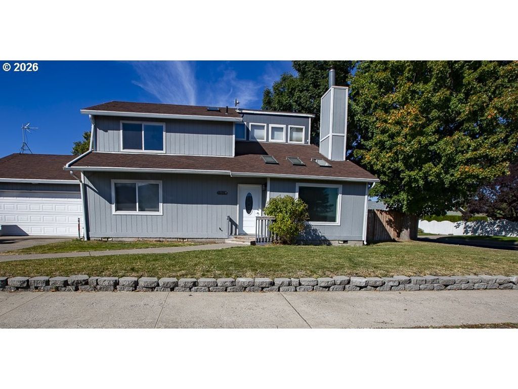 2309 M Ct, La Grande