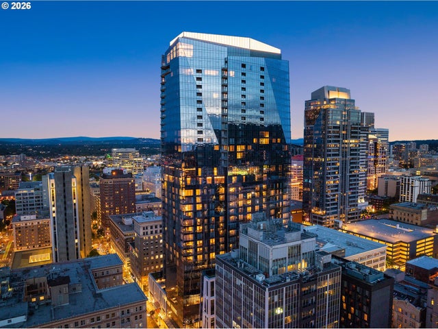 550 Sw 10th Ave 2602, Portland