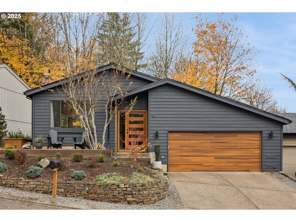 3 Mountain Cir, Lake Oswego