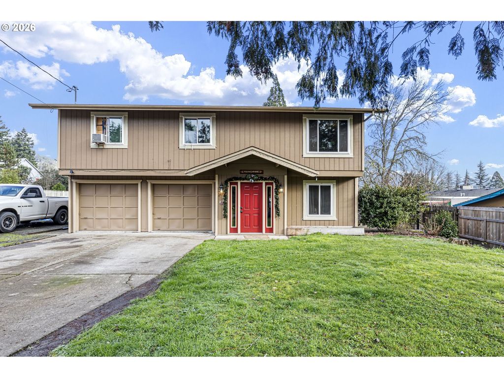 2133 Nw Watters St, Roseburg