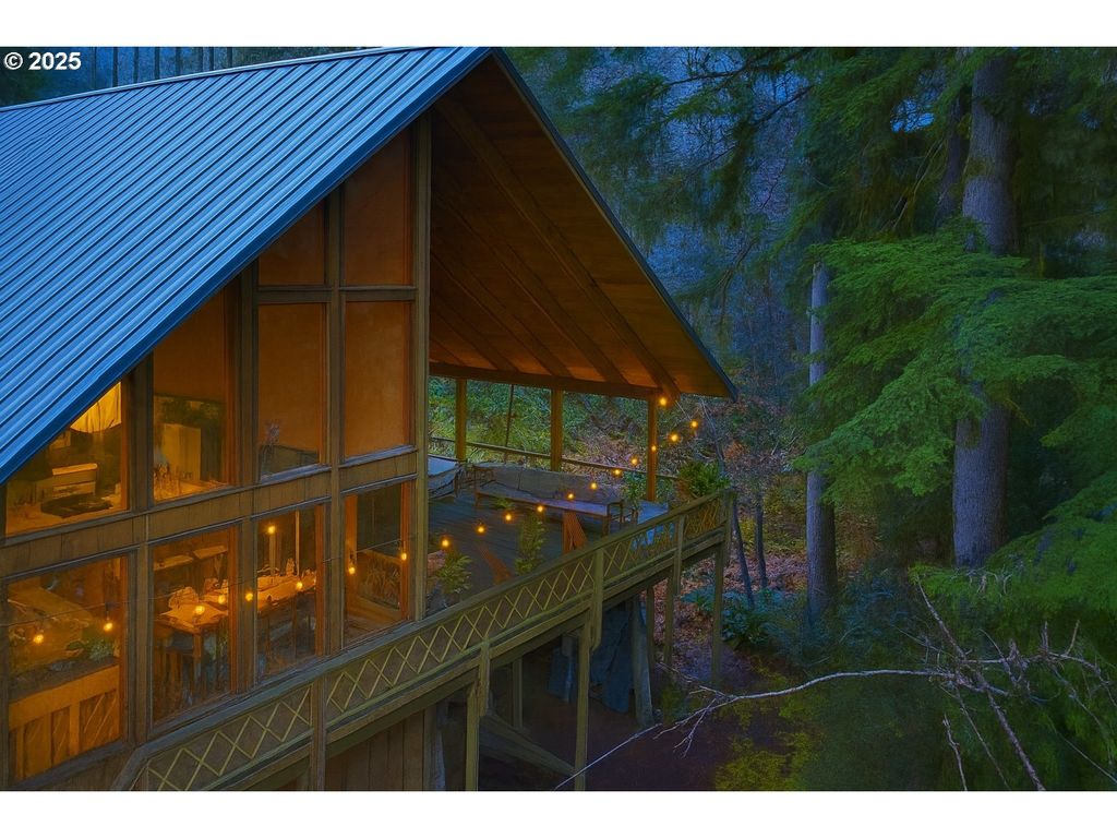 71461 Fishhawk Rd, Clatskanie