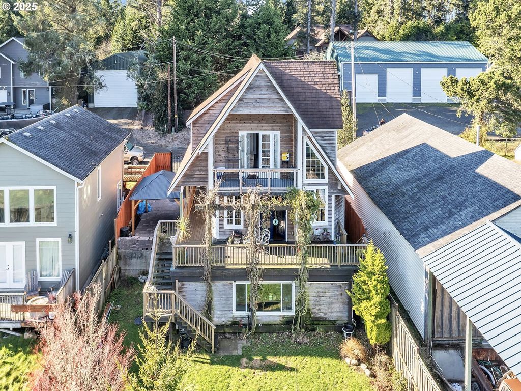 90589 Clark Rd, Warrenton