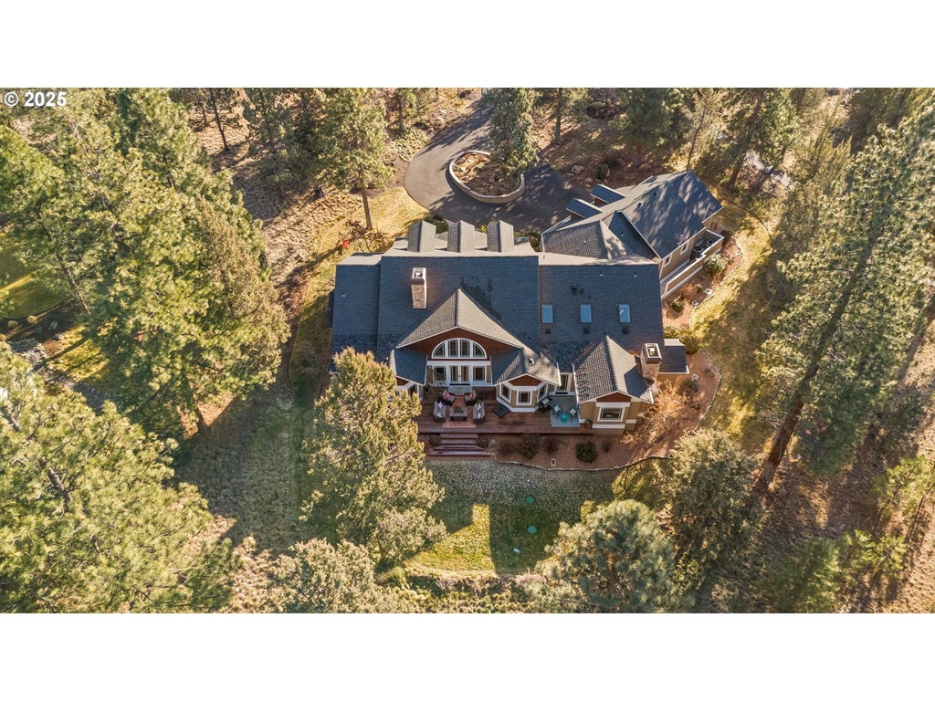 16900 Green Drake Ct, Sisters