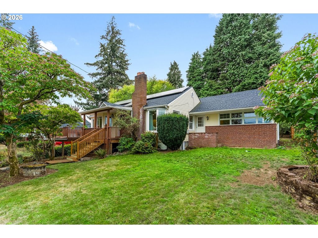 1929 Ne Adams St, Camas