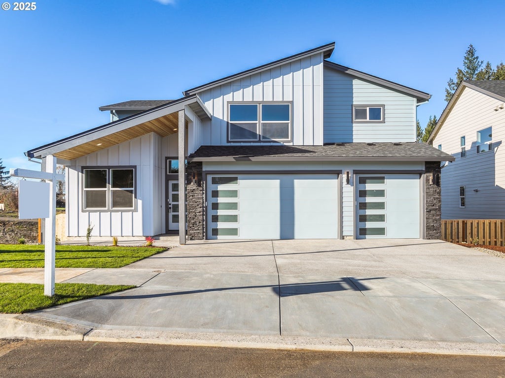 18865 Crooked River St 42, Sandy