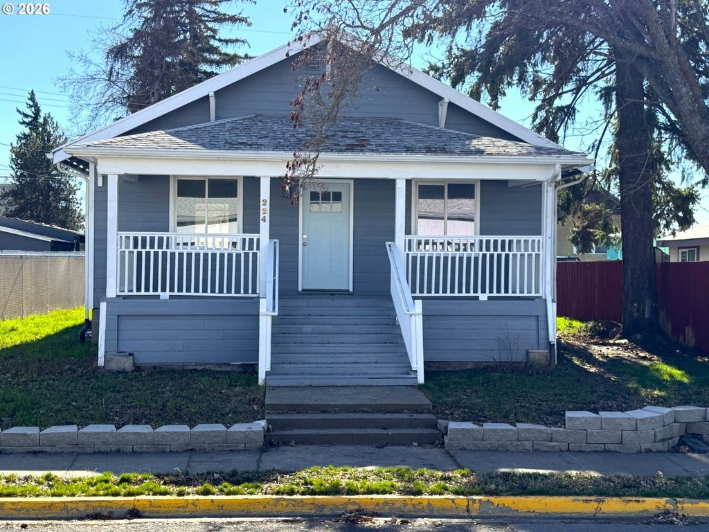 224 W Court St, Goldendale