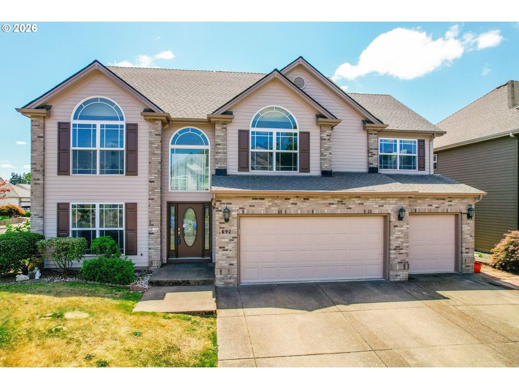 692 Burgundy Ave Ne, Keizer