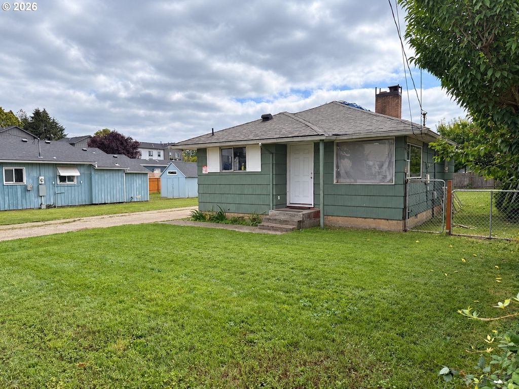 2812 19th Ave, Forest Grove